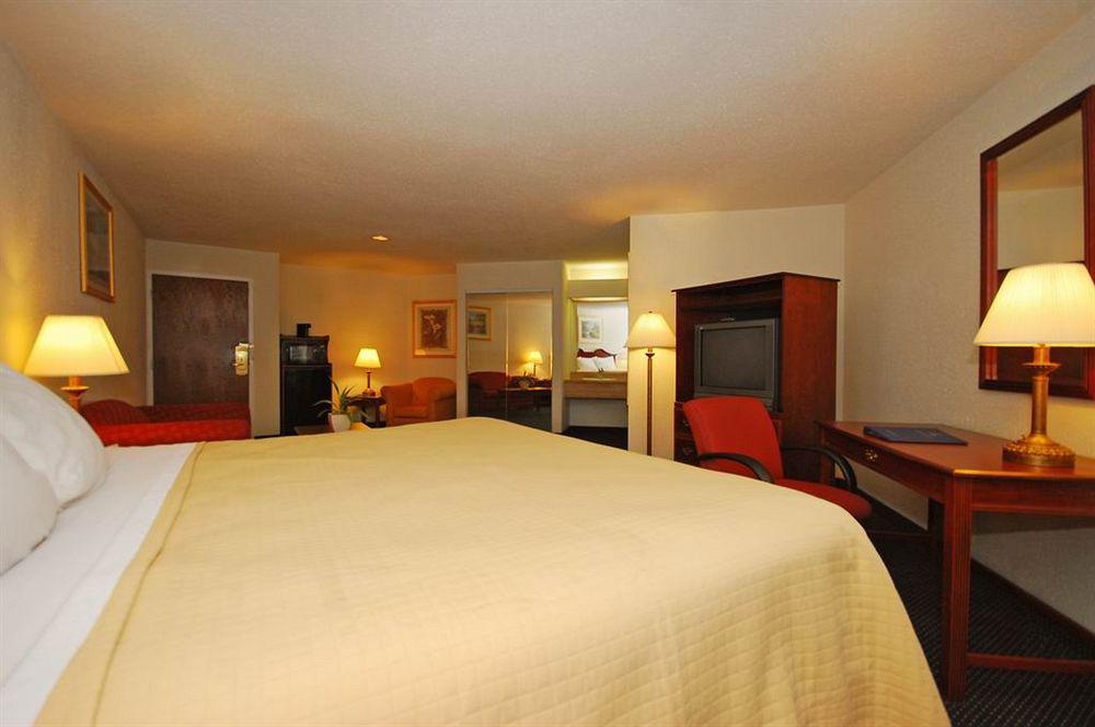 Comfort Inn Chester - Richmond South Kültér fotó